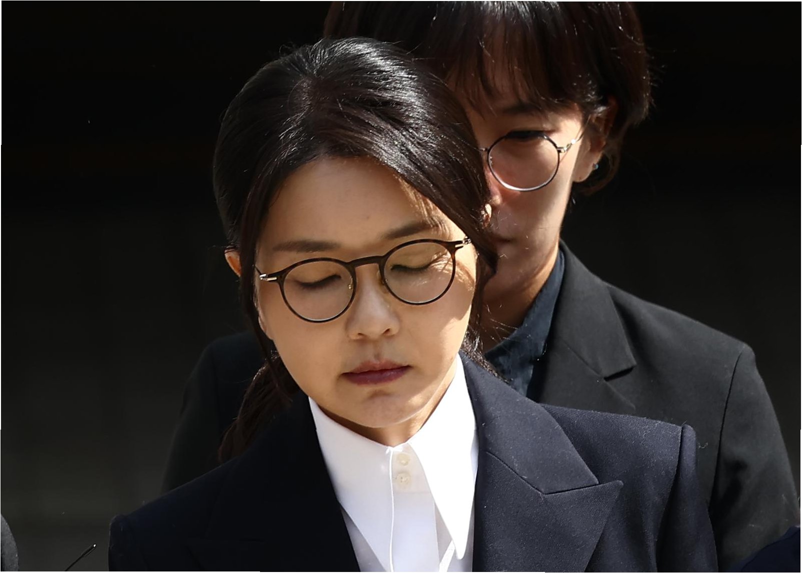 권력의 정점에서 몰락까지: 김건희, 4398번 수용자로 2 img 1314